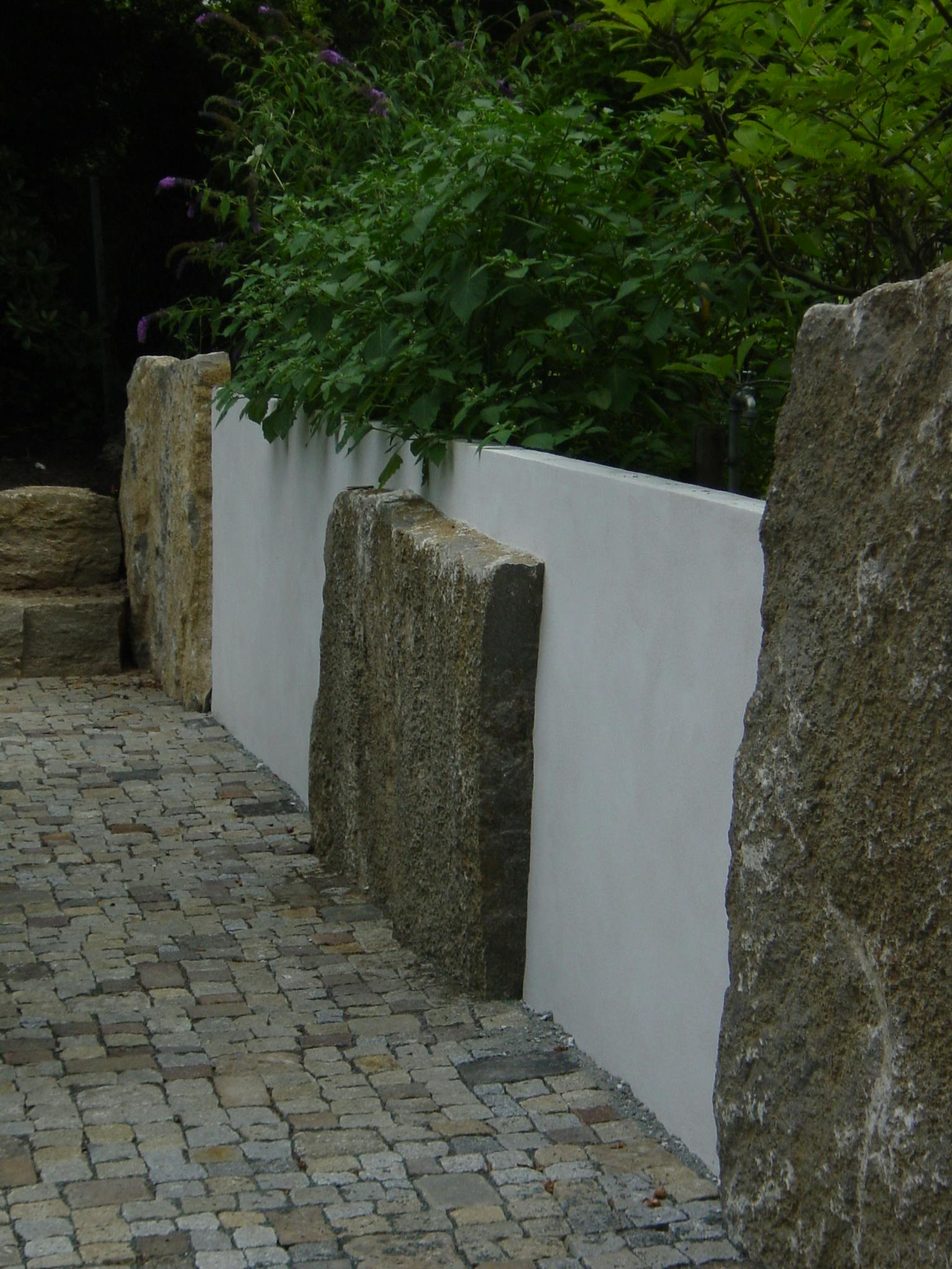 Natursteinmauer - Garten- und Landschaftsbau Weißmüller