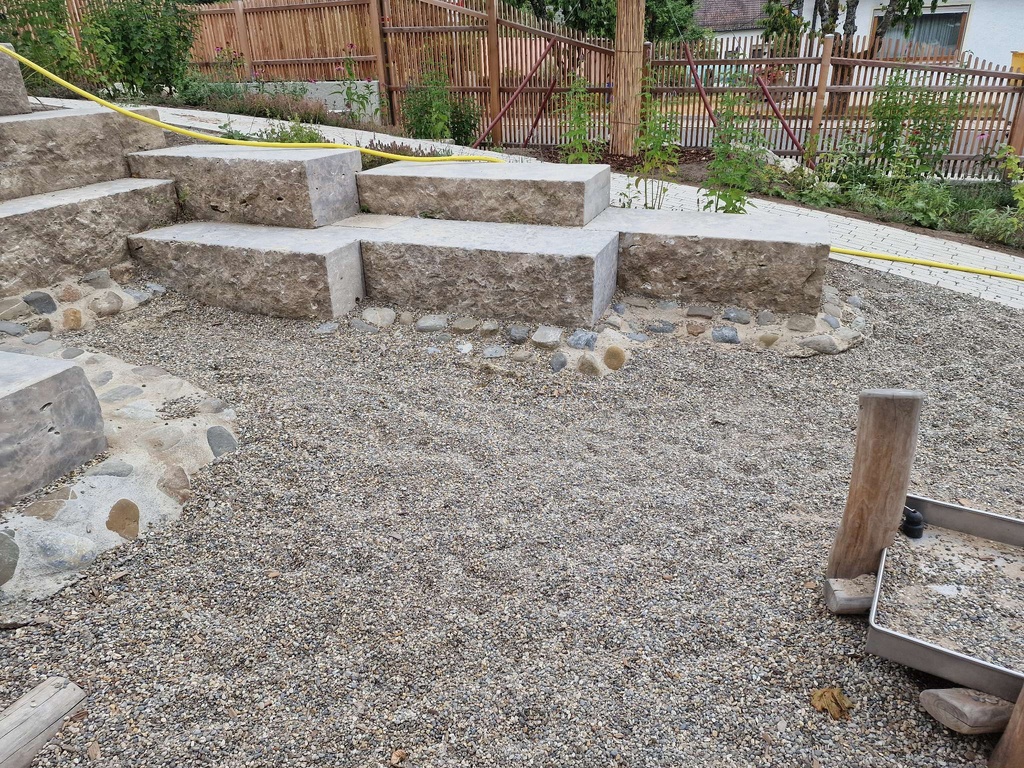 Stein Sitzmöglichkeiten