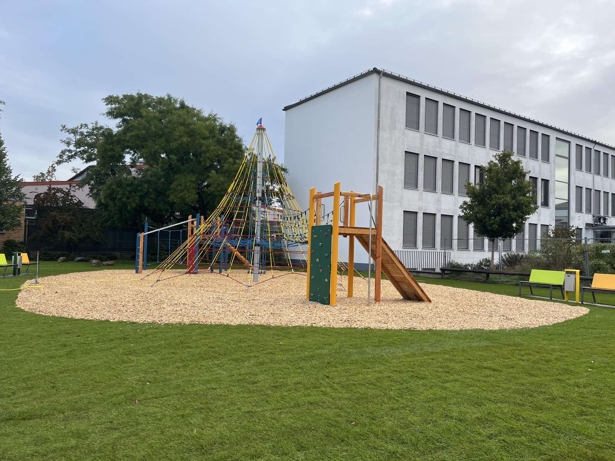 Friedrich-Rückert-Schule Titelbild